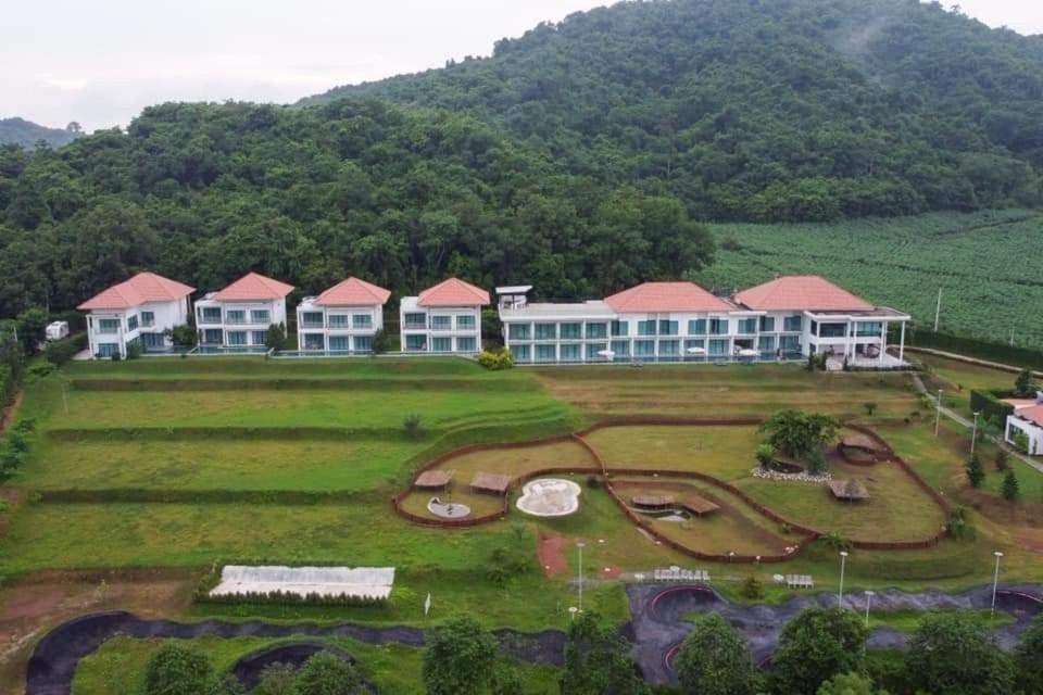 Viva Montane Otel Ban Nong Chap Tao Dış mekan fotoğraf